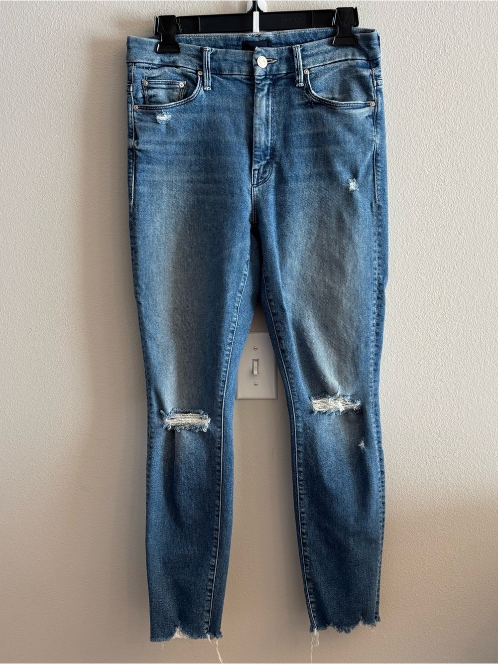 Mother Denim Looker High Waisted Ankle Chew in the wash Learning to Hula Size 28